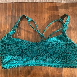 Lululemon sports bra